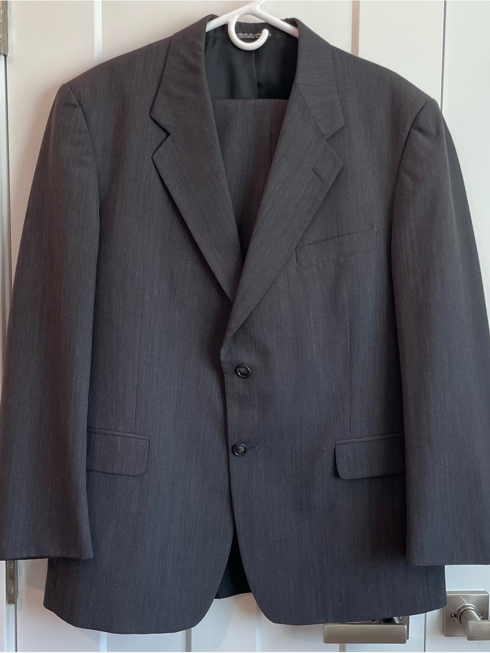 Men's Classic Dark Gray Kilburne and Finch Fine Clothes Two-Button Suit
